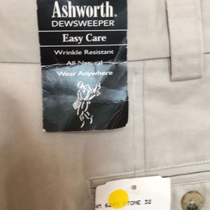 Ashworth easy care wrinkle resistant cotton khakki